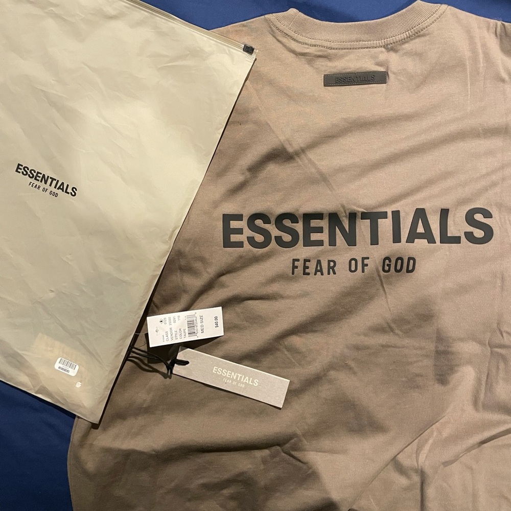 Fear Of God Essentials taupe t shirt size med